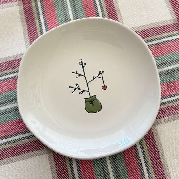 S2 | Christmas Dessert Plates - Picture 4 of 6